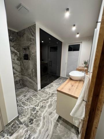 Ranna Apartment